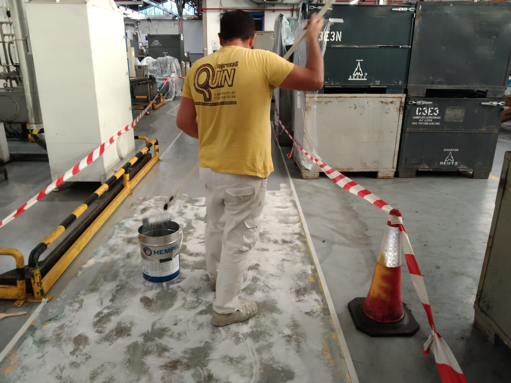 Sistema para suelo en fábrica